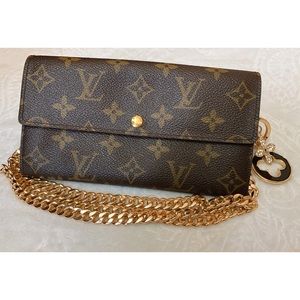 ✨ Louis Vuitton Sarah Wallet Crossbody ✨